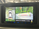 レンタアップ【パノラミックビューモニター】専用のカメラにより、上から見下ろしたような視点で360度クルマの周囲を確認することができます☆