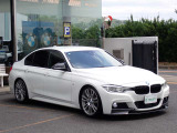 BMW在庫保有台数常時100台以上!ご来店の際はBMW本店(厚木市下荻野140-1)にご来店ください!弊社自慢の全天候型ショールーム!BMW在庫保有台数常時100台以上ございます!
