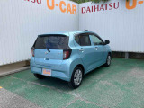 右斜め後ろ