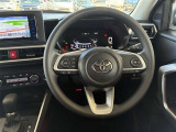 ステアリングスイッチを装備していますので運転中でも視界を逸らさず、簡単に操作することが可能です!