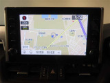 ディスプレイオーディオ AM/FMチューナー(ワイドFM対応)、BluetoothR対応(ハンズフリー/オーディオ)、USB入力(動画・音楽再生/給電