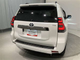 【ワンオーナー車】ワンオーナー車でございます。当店の展示車はほぼ全車・新車店舗からの下取りのお車ですのでお買い上げ頂いたお客様が2代目オーナーになります。