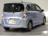 ボディクリーニング後、愛車をピカピカの状態へ保護するコーティング「ブライトパック」がおススメです!水垢がつきにくく、手入れがしやすくなりますよ!いつも愛車をきれいにしておきたい方におススメです。