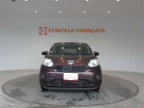 人気のコンパクトカー!燃費性能も良く経済的で、街乗りに適したサイズ感も魅力的です。