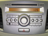 好きな音楽を聞きながら、ドライブはいかかですか?CDチューナー搭載。