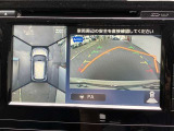 パノラミックビューモニター付きです。車両を上から見たような映像をディスプレイオーディオ画面に表示。運転席からの目視だけでは見にくい、車両周辺の状況をリアルタイムでしっかり確認できます。