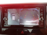 アラウンドビューモニター搭載車です。360度見渡せるカメラで苦手な駐車も安心です。