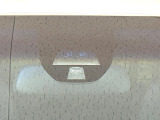 【シティブレーキアクティブシステム】低速走行中に前方の車両等を認識し、衝突しそうな時は警報とブレーキで衝突回避と被害軽減をアシスト。より安全にドライブをお楽しみいただけます。