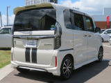 斜め後ろの画像です。是非現車をご確認ください!