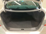 たっぷり荷物が積み込めるトランクルームです