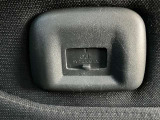 USBソケット  走行中にスマートフォンやタブレット端末を充電することができます