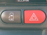 【パワースライドドア】スマートキーや運転席のスイッチでスライドドアの開閉が可能♪電動だから力を入れてドアを開ける必要が無く、小さいお子様でも、重い荷物を持っている時もラクに開け閉めできます♪