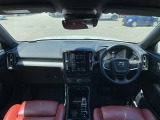 ◆LIBERALAは、輸入車選びの新たなスタイルを提案するインポート・セレクト・ブランドです。オーナー様となる方がクルマから直接感じる感性を第一にした、最良の一台との出会いをコーディネートいたします。