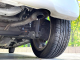 お車を安心してお乗りいただく為には、足回りの定期点検が欠かせません。サービスサポート(有償保証)では無料点検もご提供しており、安心のカーライフをお過ごしいただけるサポート体制が整っています。