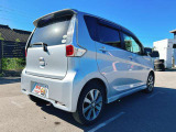 お客様のご予算帯に合わせたお車を常時100台以上取り揃えています!当社のスタッフがお客様のお車選びをしっかりサポートしご提案させていただきます!