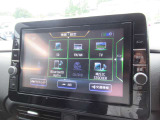 ナビゲーションの他にテレビ、ラジオ、CD、Bluetoothなど色々な機能がついていますので、運転も楽しくなります。