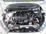 車にとって、とても大切な部分のエンジンルーム。綺麗に清掃済みで安心です。