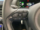 運転中、オーディオの操作をしてて、ハッとしたことはありませんか?ステアリングスイッチは、運転中でもハンドルでオーディオの操作が可能です。安全なドライブをサポートします。
