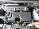 アイドリングストップ機能がついているので、停車時にエンジンを止めて燃料消費を抑えます