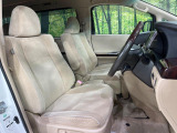 運転席シート廻りは使用感も少なく、良好な状態となっています。丁寧に使われていたことがよくわかりますね。