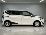 「こんな車屋さんがあるんだ!」、「おもしろい!」と感じていただけましたら、私どもも大変うれしく思います。ご来店のご感想、お待ちしております。