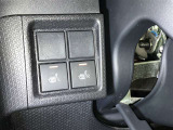 運転席/助手席シートヒータースイッチです。