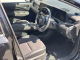 電動パワーシート。最適なシートポジションを提供し快適にドライブしてただけます。