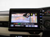 バックカメラの画像です。ガイドラインがスムースな車庫入れをサポートいたします!車庫入れの安心感がアップしますね☆