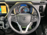 【ステアリングスイッチ】運転中、前方から目線をそらすことなく、オーディオ等の操作が可能な便利機能!安心&快適なドライブを演出してくれます♪