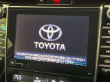 【メーカー純正8型ナビ】インテリアに溶け込むスタイリッシュな「専用設計」メーカーナビを装備♪視認性や操作性など基本性能にも優れ、より上質なカーライフをお楽しみいただけます。
