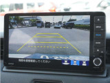 【バックカメラ】駐車が苦手な方でも安心してお乗りいただけます。リバース連動で画面が切り替わるのでとっても便利です。