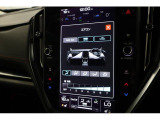 運転席と助手席で違う温度設定が出来るデュアルエアコンを装備。ドライバーが暑くても助手席の方は寒い、そんな時に威力を発揮します。男性と女性では温度の感じ方が違いますのでうれしい機能です。