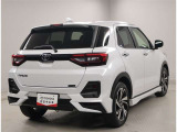 自社工房で輝くボディーと、綺麗で清潔な室内の車に生まれ変わります【ピカット一平】☆もちろん当社の技術スタッフの手により、点検整備が行われます。ぜひ、お客様の目でお確かめください。