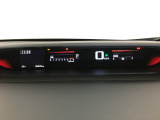 メーターも見易いレイアウトなので安心ドライブをサポートします。