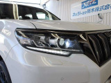 少ない消費電力でクリアな視界を確保するLEDヘッドライトです!