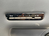 【メモリー機能付きパワーシート】ドライバーごとに設定したシート位置を記憶して、ボタン一つで切り替えできる便利な機能!運転する方が複数名いらっしゃるご家庭におすすめです♪