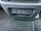 インパネ全体は写真の通りです!広々の運転席!運転席周りのボタンも操作しやすいです!写真で見切れている部分で見たい箇所があればお気軽にお問い合わせください!!