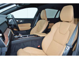 シートヒーターだけではなくベンチレーション機能やマッサージ機能も付いています(運転席、助手席)