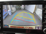 バックガイドモニターで、後方を確認しながら安心して駐車することができます。運転初心者も熟練者も必須の機能ですよ!