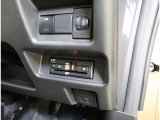 ETC車載器付き☆ セットアップ作業もご依頼いただければご納車までに行います!納車当日から有料道路をご利用いただけます♪