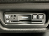 ETC付きで高速道路をノンストップ・キャッシュレスで利用出来ます!スマートインターの出入りも利用可能でとても便利です!