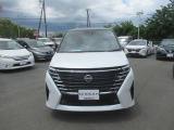 セレナ 1.4 e-POWER ハイウェイスターV 