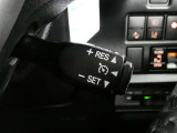 【便利装備】クルーズコントロールスイッチ☆希望の車速で定速走行する事ができます。高速道路を走る時に便利な機能です※設定速度には制限があります。