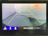 バックでの車庫入れも安心です! リアカメラが付いているバックモニター付のナビを装備しております。操作線もついており距離感も画面から確認できます。