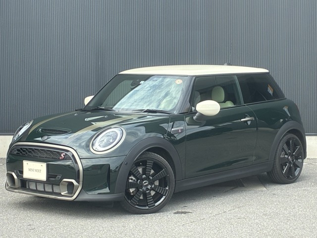 ミニクーパー S レゾリュート エディション DCT