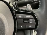 【アダプティブ・クルーズ・コントロール】予め設定した車速内でクルマが自動的に加減速。 前走車との適切な車間距離を維持しながら追従走行し、高速道路でのドライバーの疲労を軽減してくれる嬉しい機能付♪