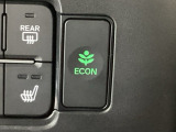 ★ECONスイッチ★ エコドライブを加速しよう!スイッチをONにすると、運転の仕方によるロスを抑え込み燃費をよくするようクルマが頑張ります(*^ー^*)燃費向上にチャレンジ♪