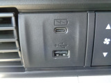 ナビ連動USB・充電USB