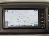 ナビ付きですので初めての場所や遠出に大活躍!Bluetoothでお使いのスマートフォンやミュージックプレイヤー接続することで音楽の再生もできます!!またフルセグ(ワンセグ)でのテレビの視聴も可能!