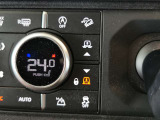 ディフェンダー  110 Xダイナミック SE 3.0L D300 ディーゼルターボ 4WD